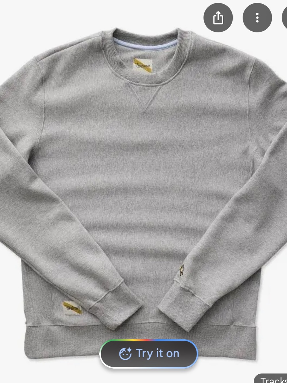 Tracksmith men’s crewneck sweatshirt!